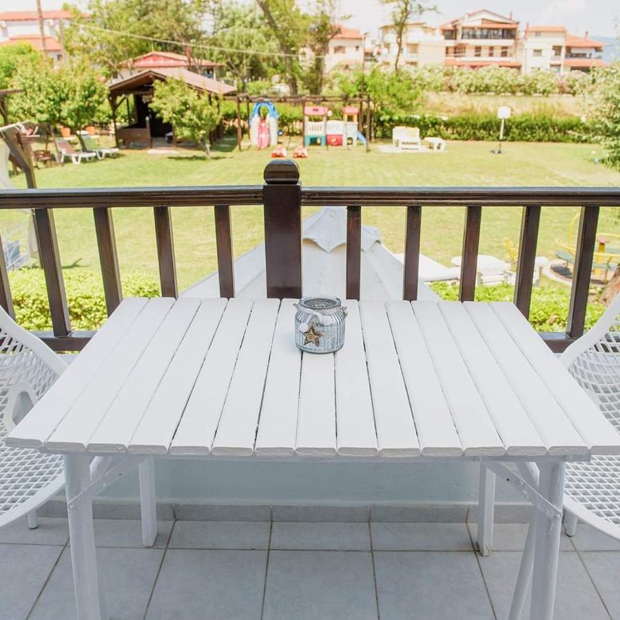 Hotel Papanikolaou Ierissós Esterno foto